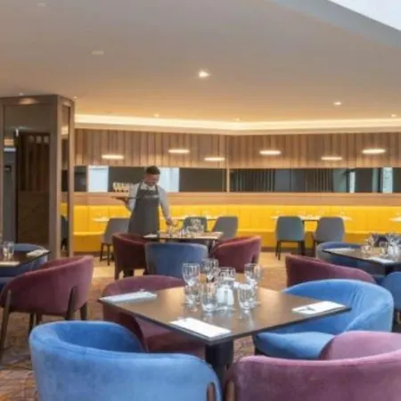 Maldron Hotel Merrion Road-2